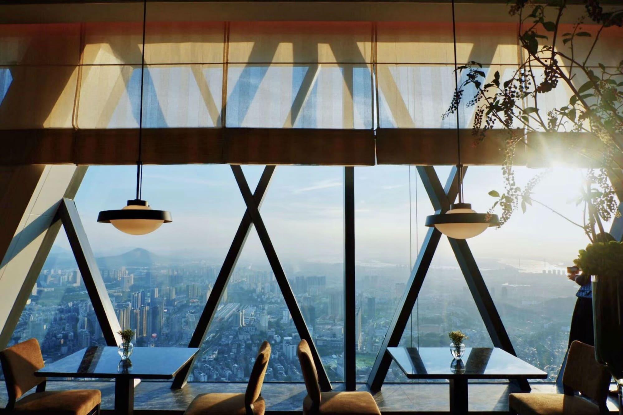 Отель Hyatt Regency Zhenjiang Чжэньцзян Экстерьер фото